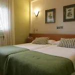Otel Azpiazu