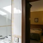 Azpiazu Otel 2*