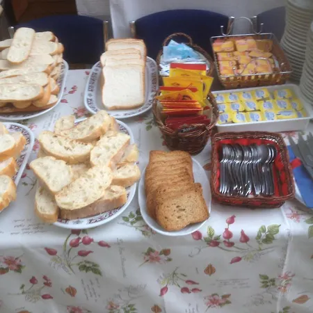 호텔 Azpiazu 쿠딜레로