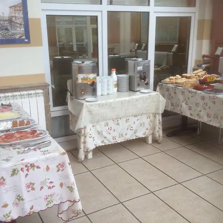 Ξενοδοχείο Azpiazu 2*